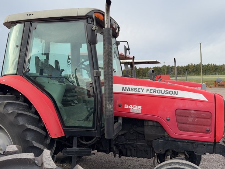massey-ferguson-5435-image-5