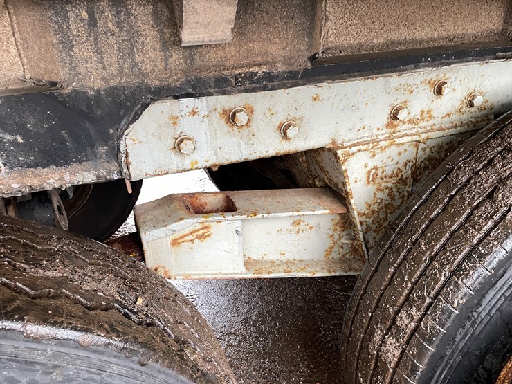 1979-summit-end-dump-image-16