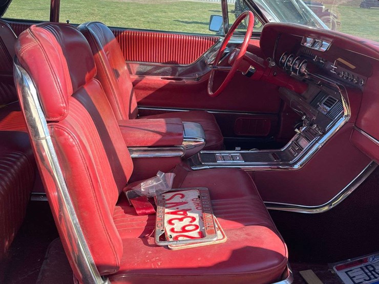 1965-ford-thunderbird-image-70