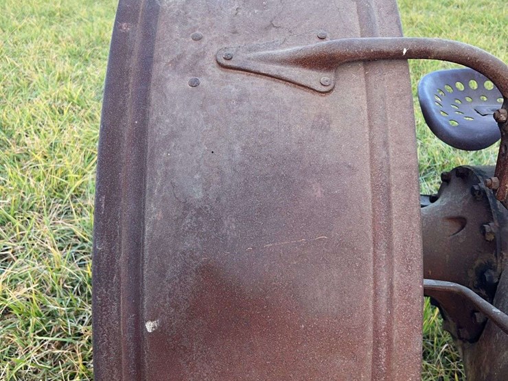 1924-fordson-tractor-image-30