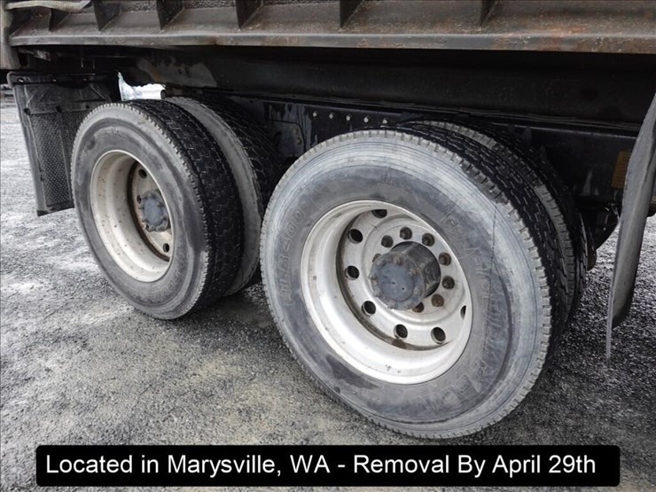 1997-peterbilt-378-image-34