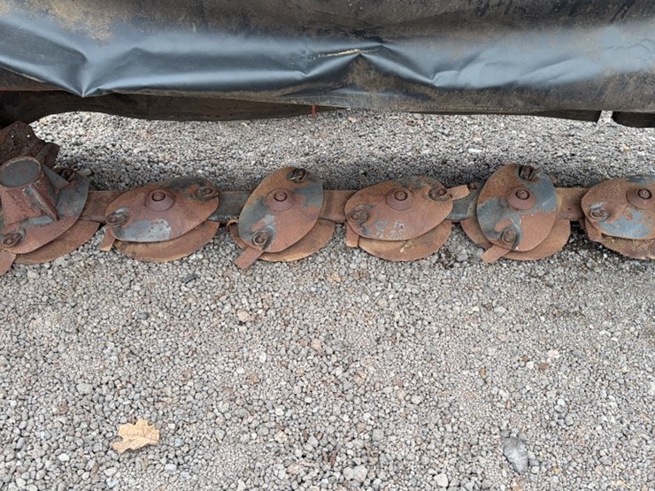 massey-ferguson-1328-image-3