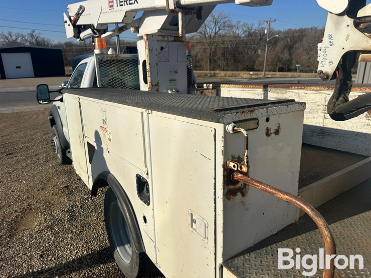 2007-ford-f550-image-19