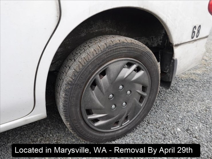 2014-nissan-nv200-image-14