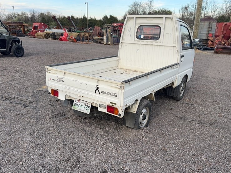 #3085-•-1992-mitsubishi-mini-truck-image-5