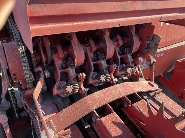 new-holland-505-image-15