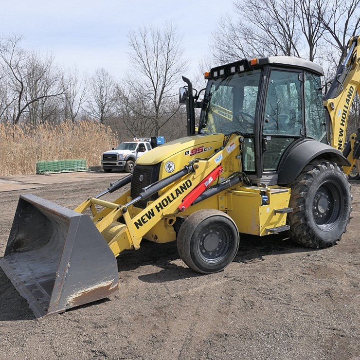 2018 NEW HOLLAND B95C