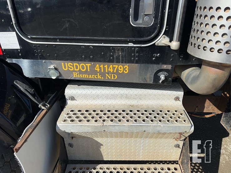 2005-kenworth-t800-image-29