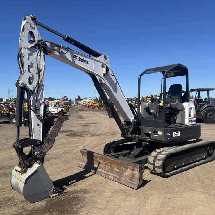 2019 BOBCAT E50
