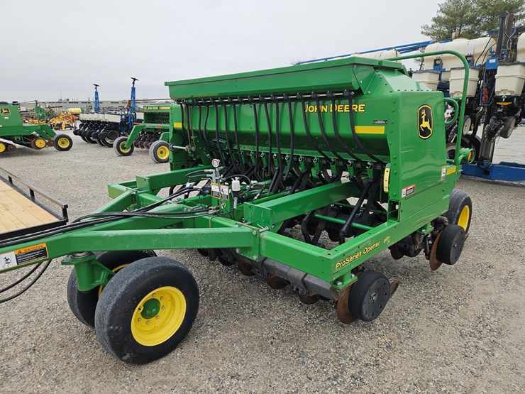 2018-john-deere-1590-image-18