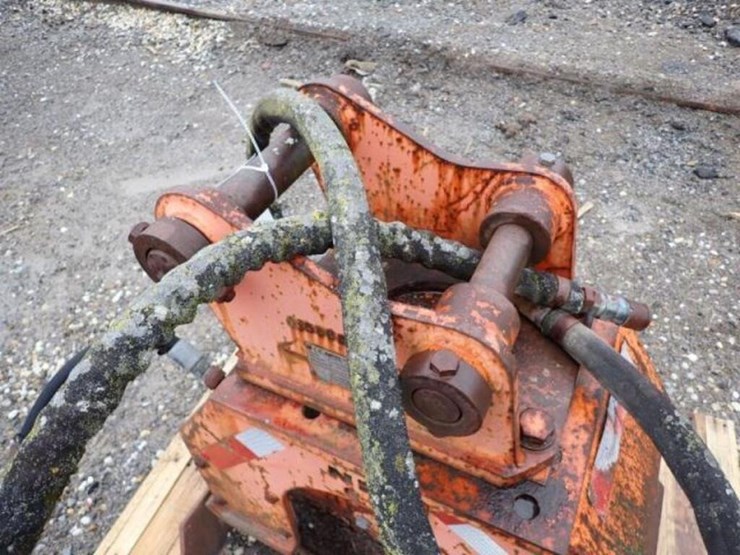 deere-310sj-image-11