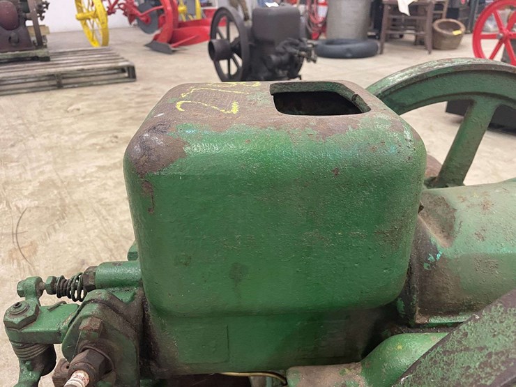 john-deere-11-image-17