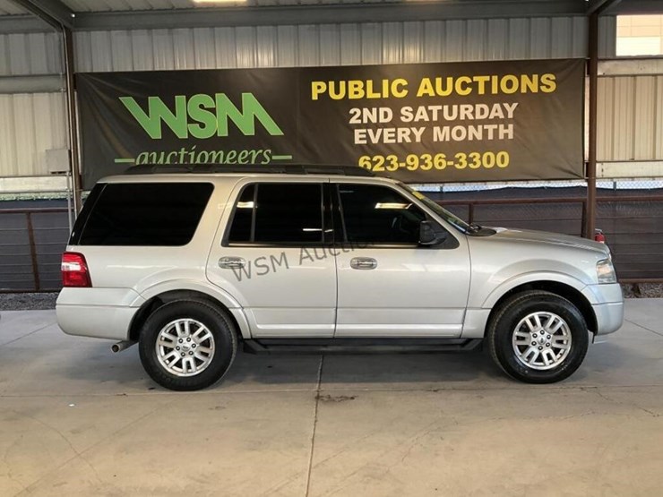 2011-ford-expedition-image-1