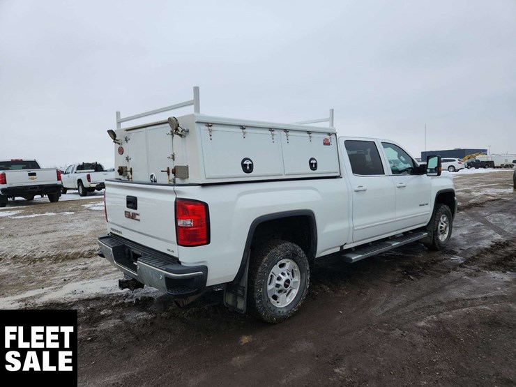 2019-gmc-sierra-2500hd-image-3
