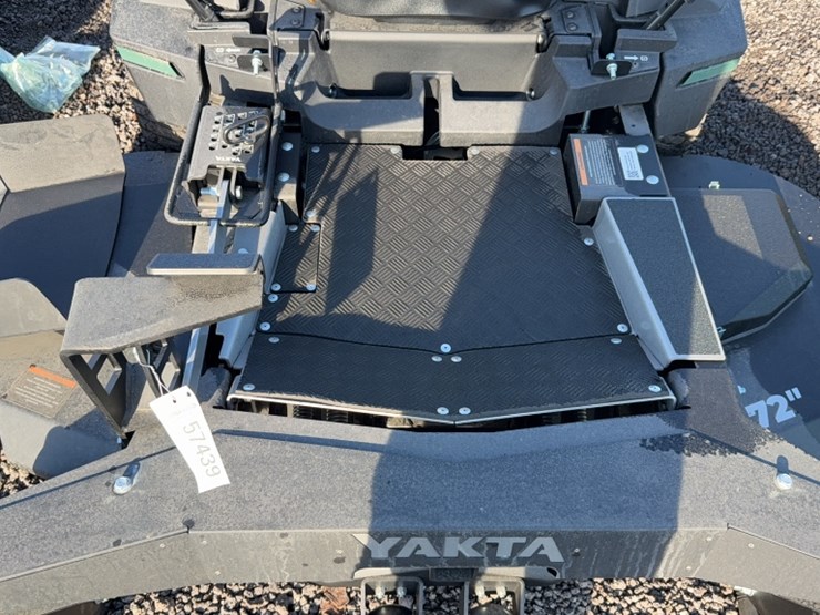 #4026-•-yakta-yxr-710-zero-turn-mower-image-5