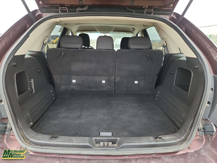 2010-ford-edge-sel-image-16