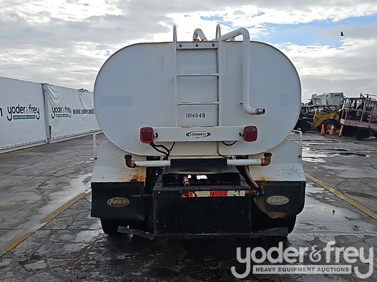 2017-peterbilt-337-image-15