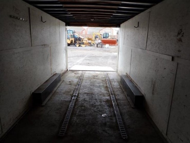 2015-lgs-24-ft-t/a-enclosed-trailer-53bpteb21ha028-image-24