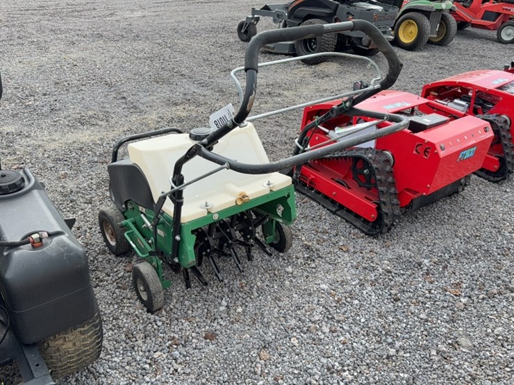 #4088-•-billy-goat-19"-walk-behind-aerator-image-5