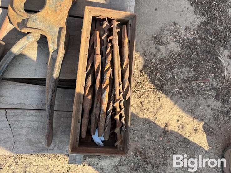 antique-tools-image-9