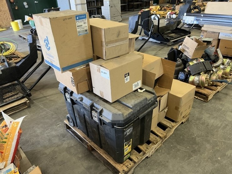 caterpillar-206-image-1