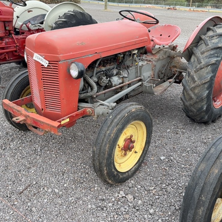 #3051 • FURGUSON TRACTOR