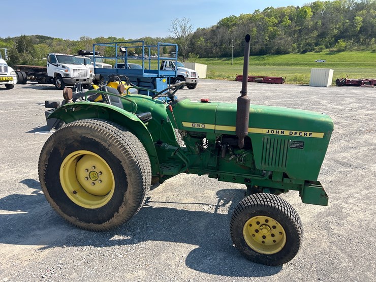 john-deere-850-image-5