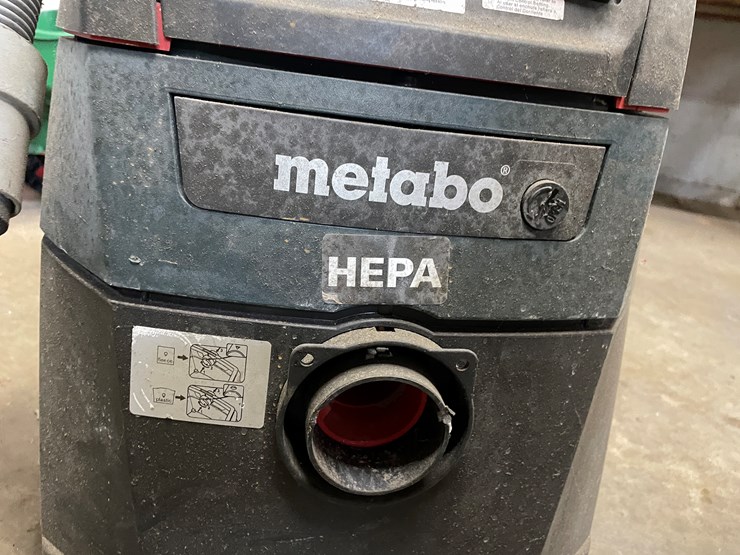 #2567-•-used-concrete-hepa-vac-(columbia-heights,-mn)-image-4