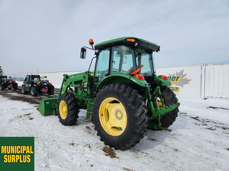 2014-john-deere-6115d-image-3