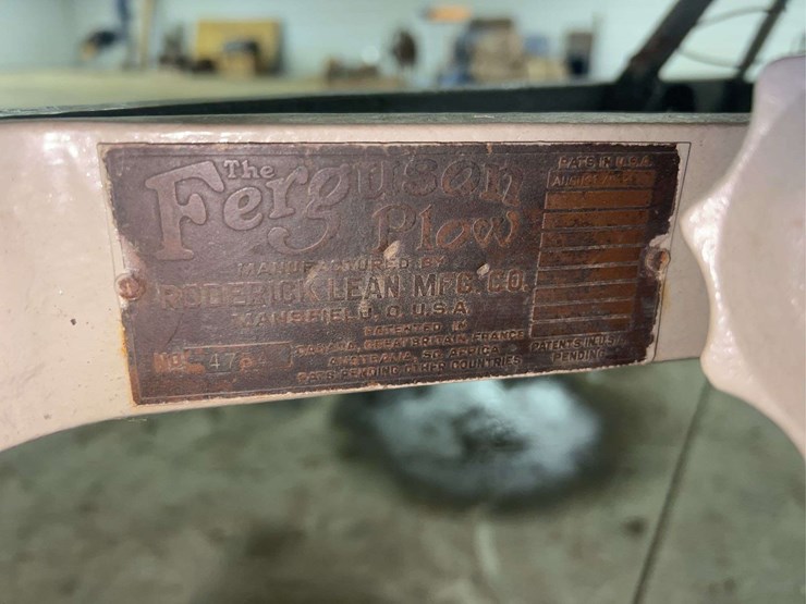 two-bottom-ferguson-plow-image-26