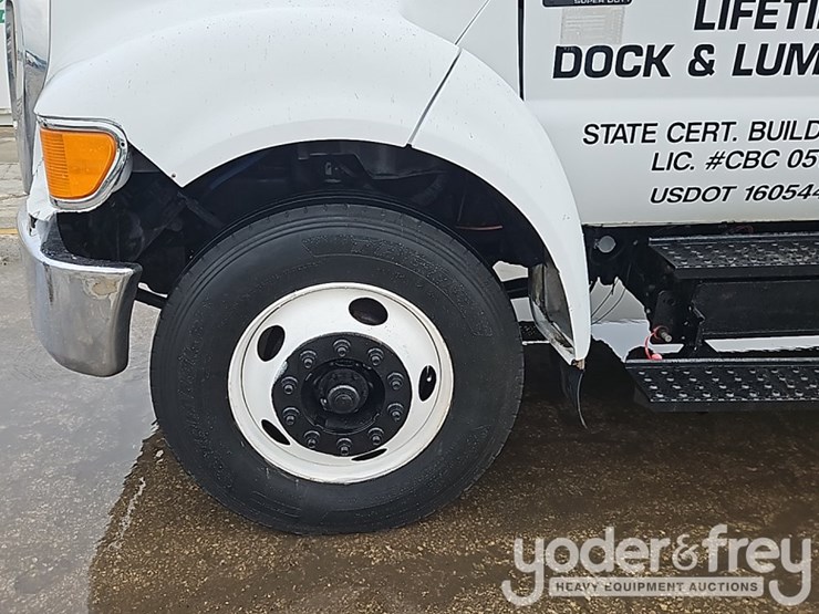 2006-ford-f750-image-11