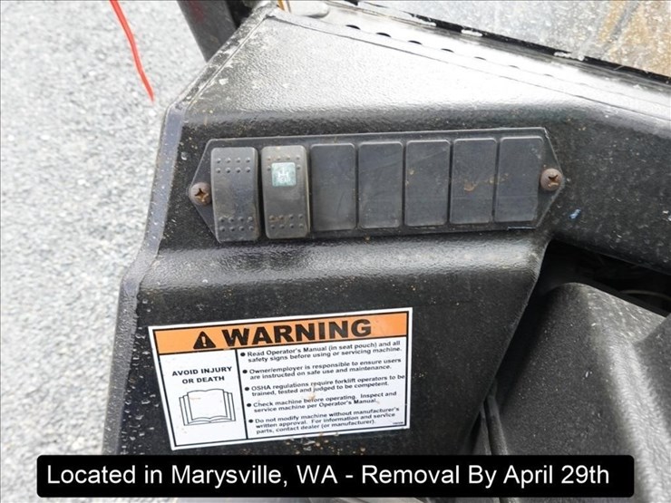 2001-gehl-dl10h55-image-13