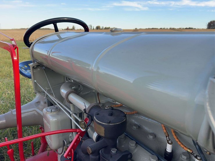 1922-fordson-tractor-image-11