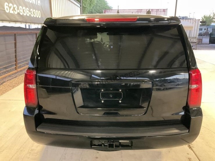 2017-chevrolet-tahoe-image-6