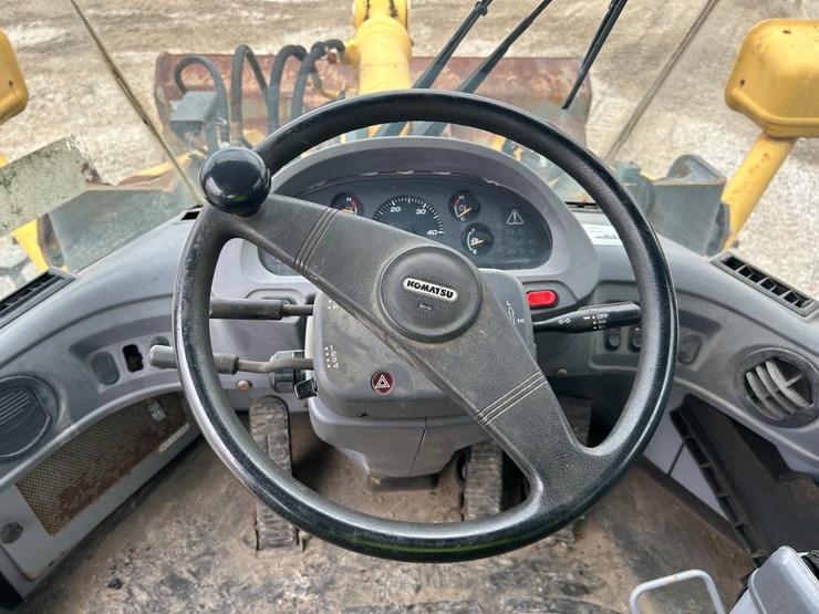 komatsu-wa380-6-image-19