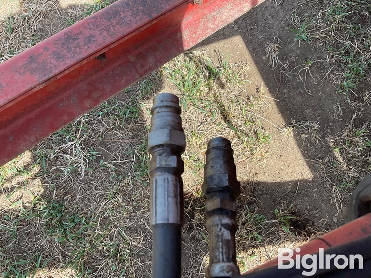 new-holland-195-image-14