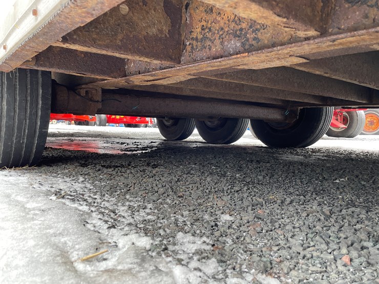 #280-•-2015-united-uxgn-8.536tr80-(3)-axle-enclosed-trailer-(has-wi.-title)-(mason,-wi)-image-33