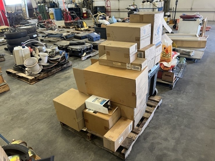 caterpillar-206-image-3