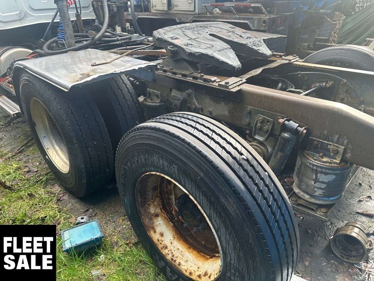 2005-western-star-4900-image-5