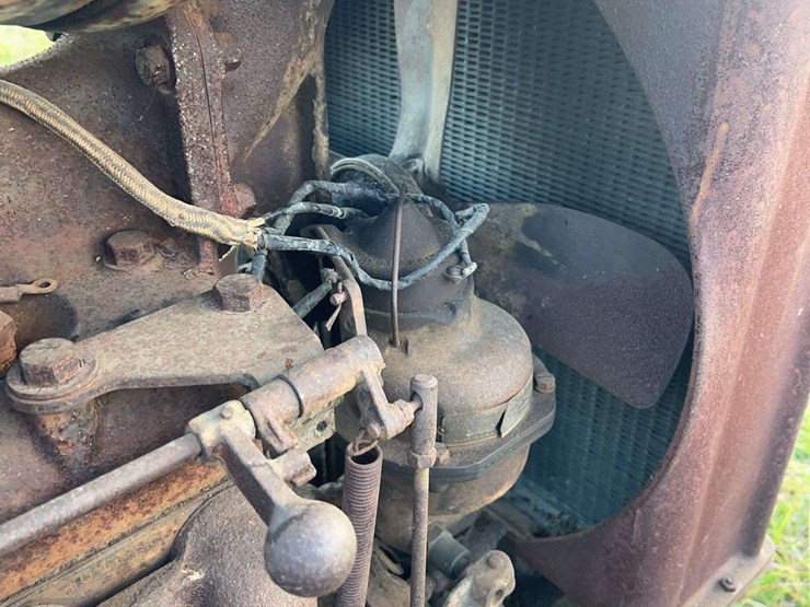 1924-fordson-tractor-image-20