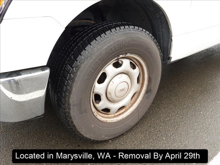 2014-ford-f150-xl-image-14