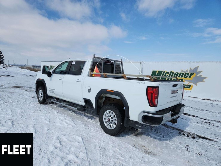 2021-gmc-sierra-2500hd-image-3