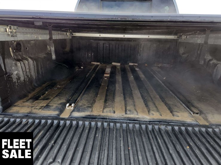 2014-nissan-titan-image-16