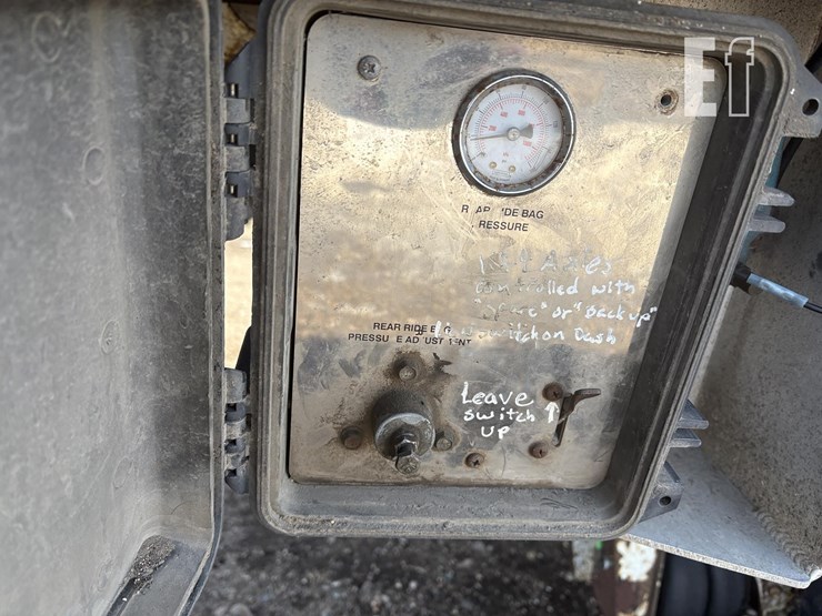 2003-western-express-image-9