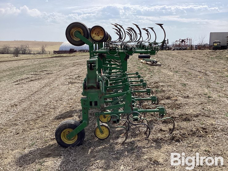 john-deere-85-image-8