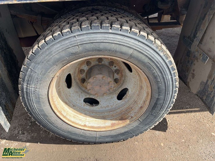 2006-ford-f450-image-11