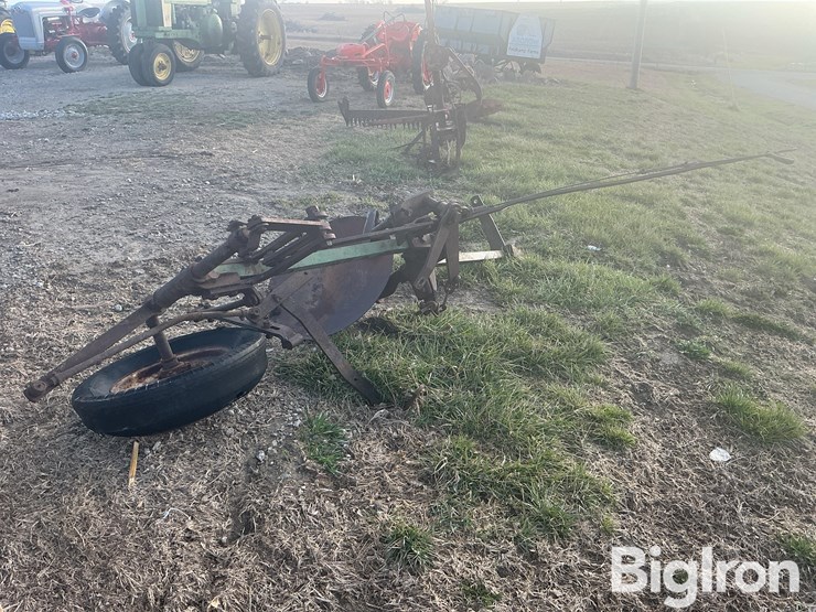 john-deere-terracing-plow-image-5