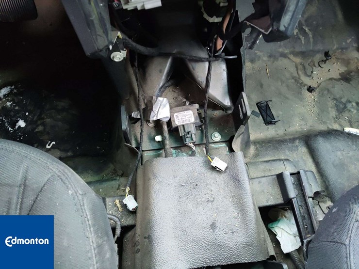 2017-ford-explorer-image-17