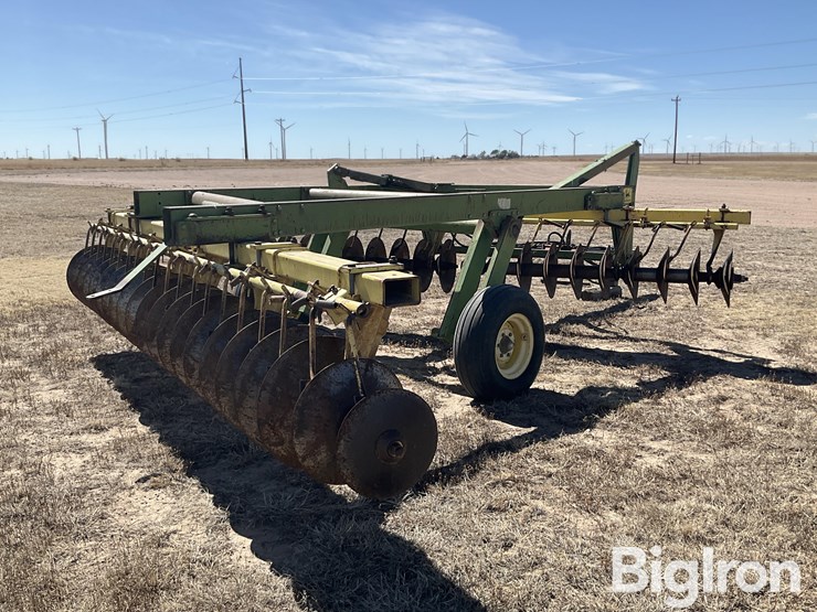 john-deere-340-image-5