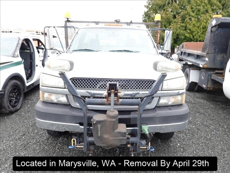 2004-chevrolet-3500-image-10